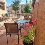 La Casa De Dafne Almendro * Santo Tomé del Puerto